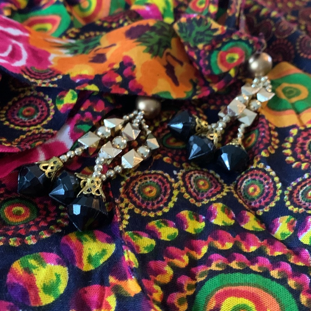 Vibrant Patterned Shorts - Picture 7 of 7